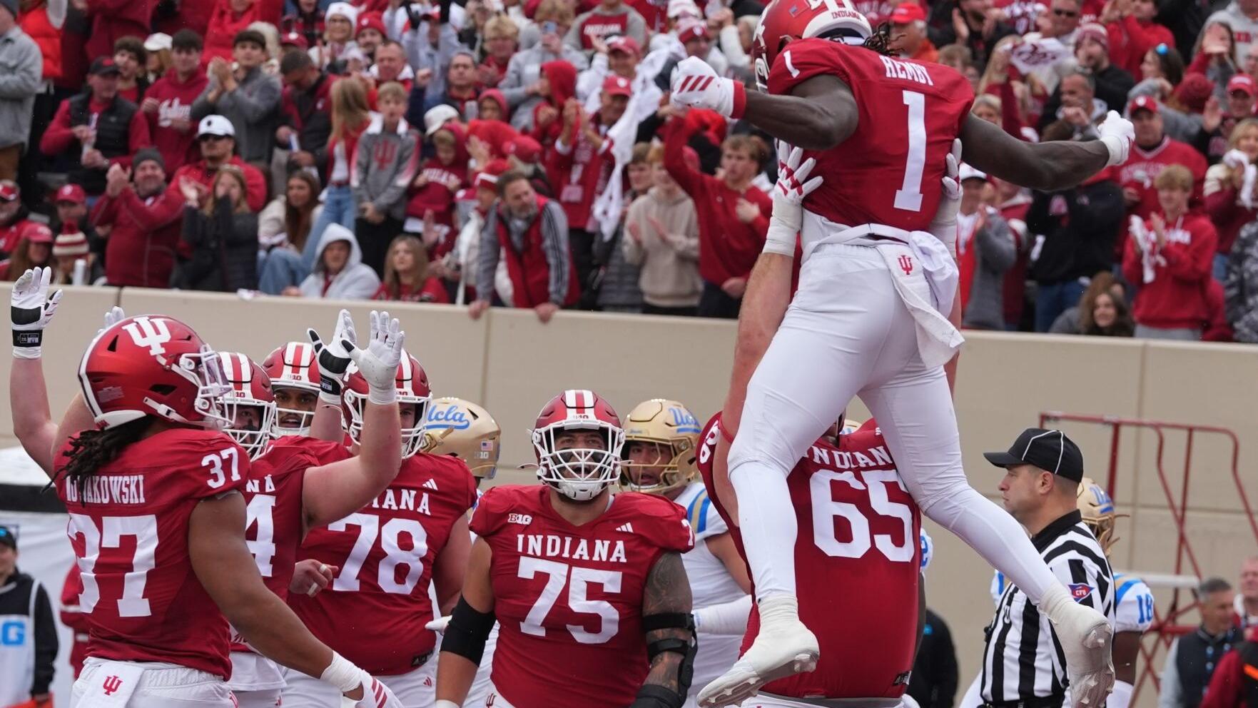 CRAWFORD | Attention! This still is not a drill. No. 2 Indiana keeps rolling, 56-6 over UCLA